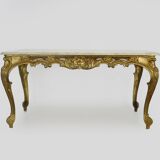 Table basse structure en laiton et plateau en marbre. Années 60