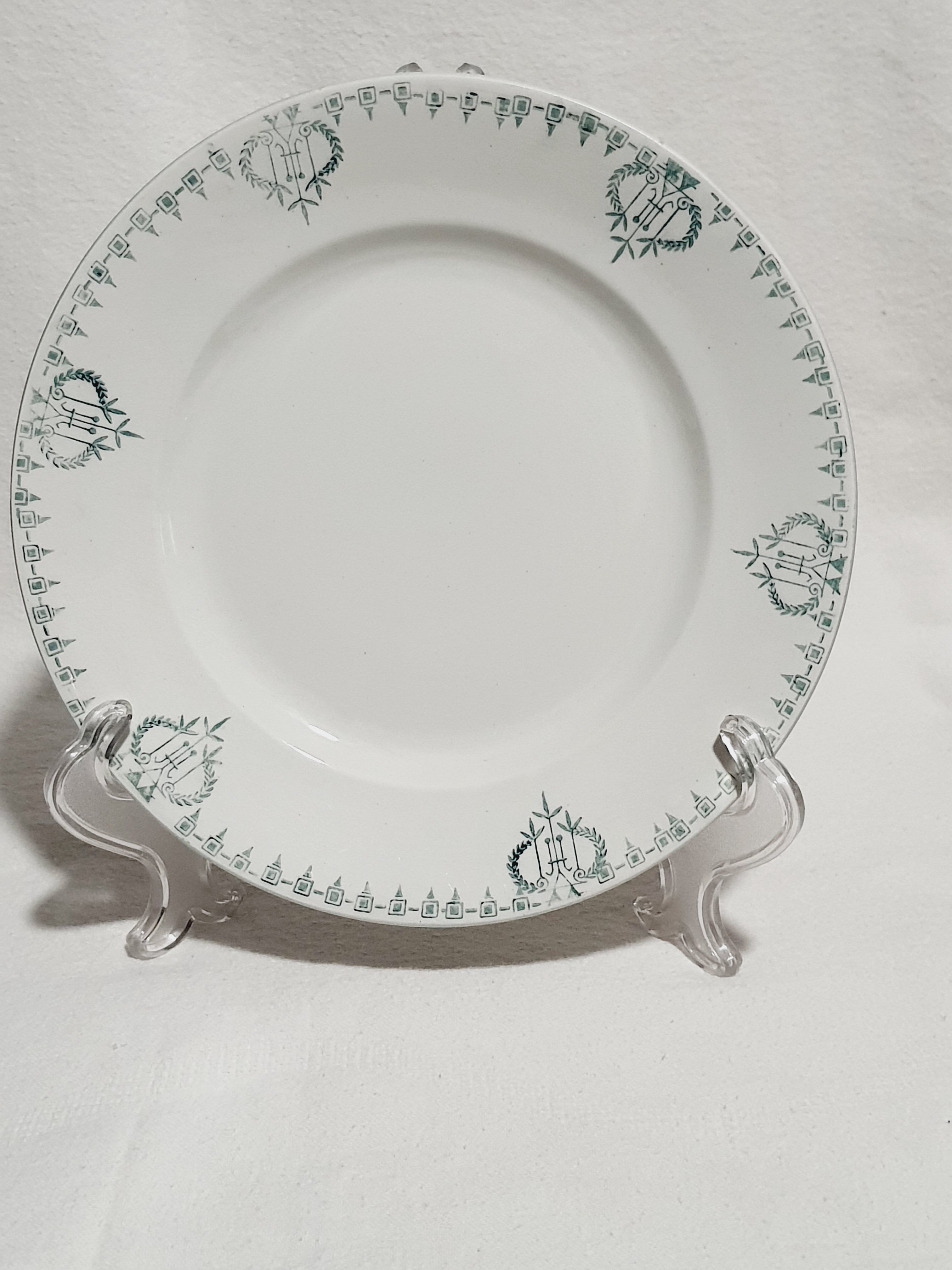 Lot of 10 flat plates made of iron earth