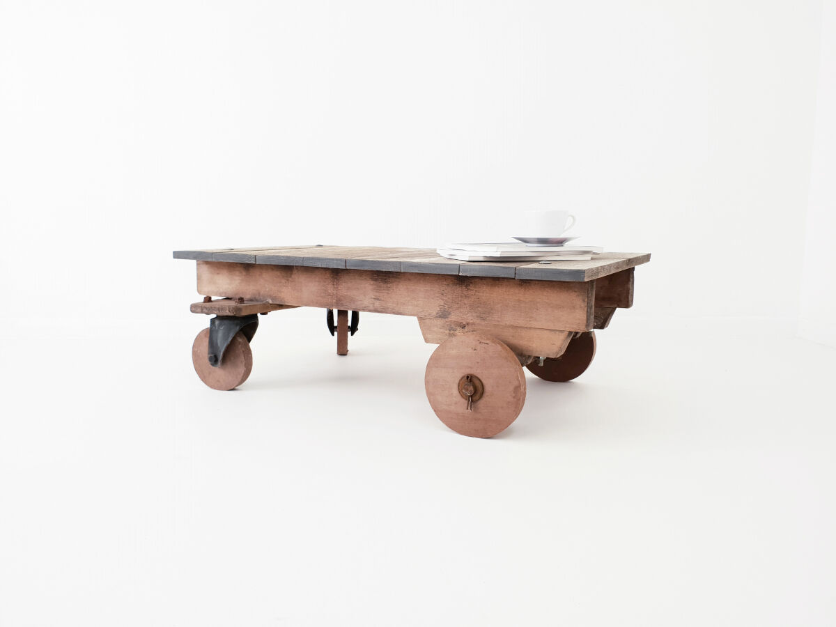 Table low industrial cart