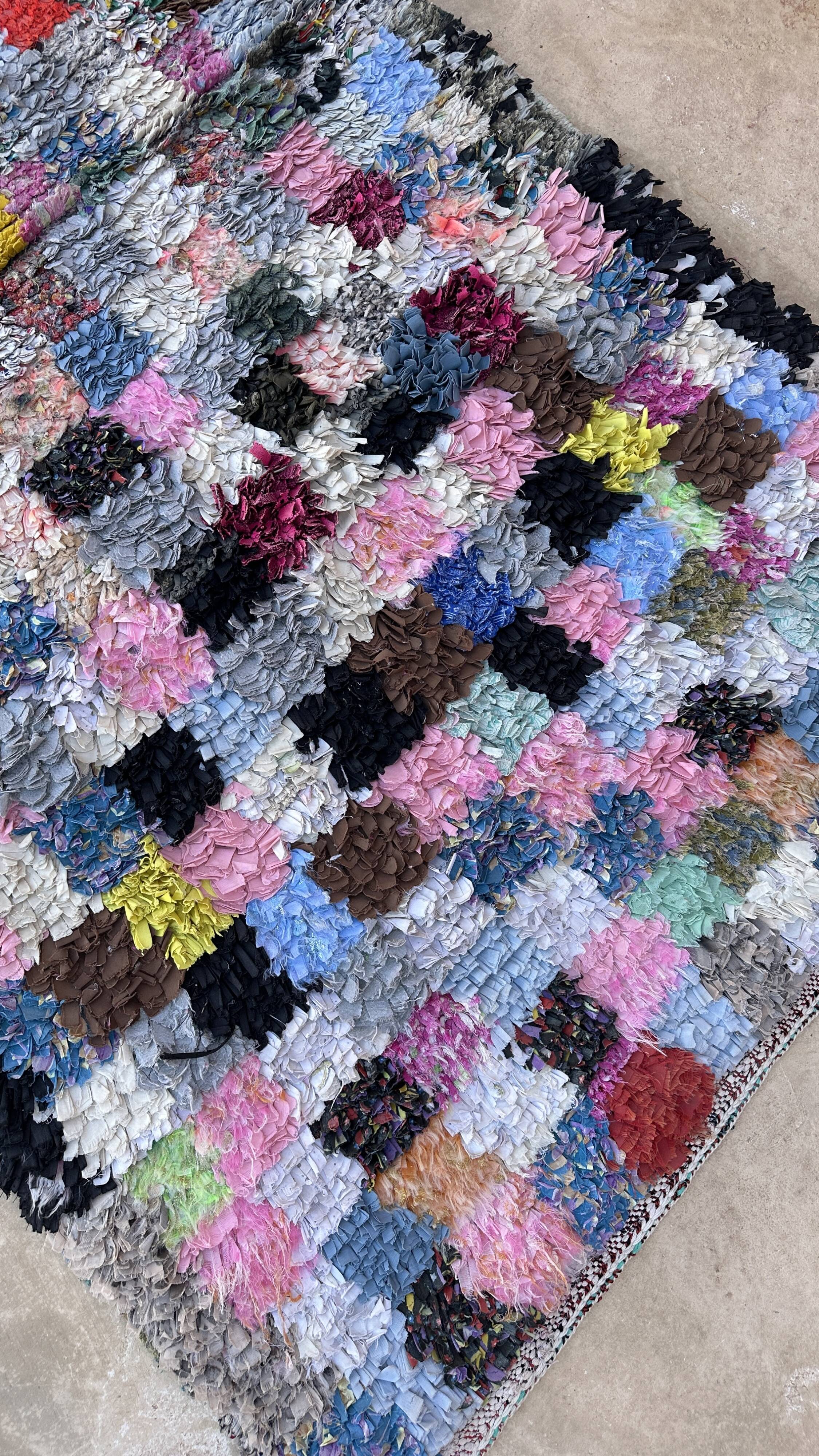 Moroccan Boucherouite Carpet - 106 x 188 cm