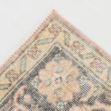 Faded red classic carpet 302x183