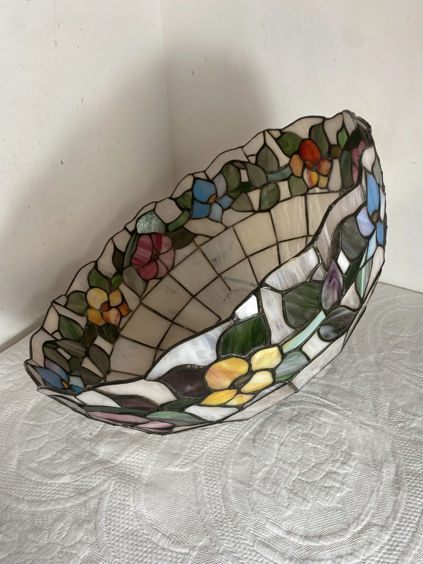 Stained glass pendant