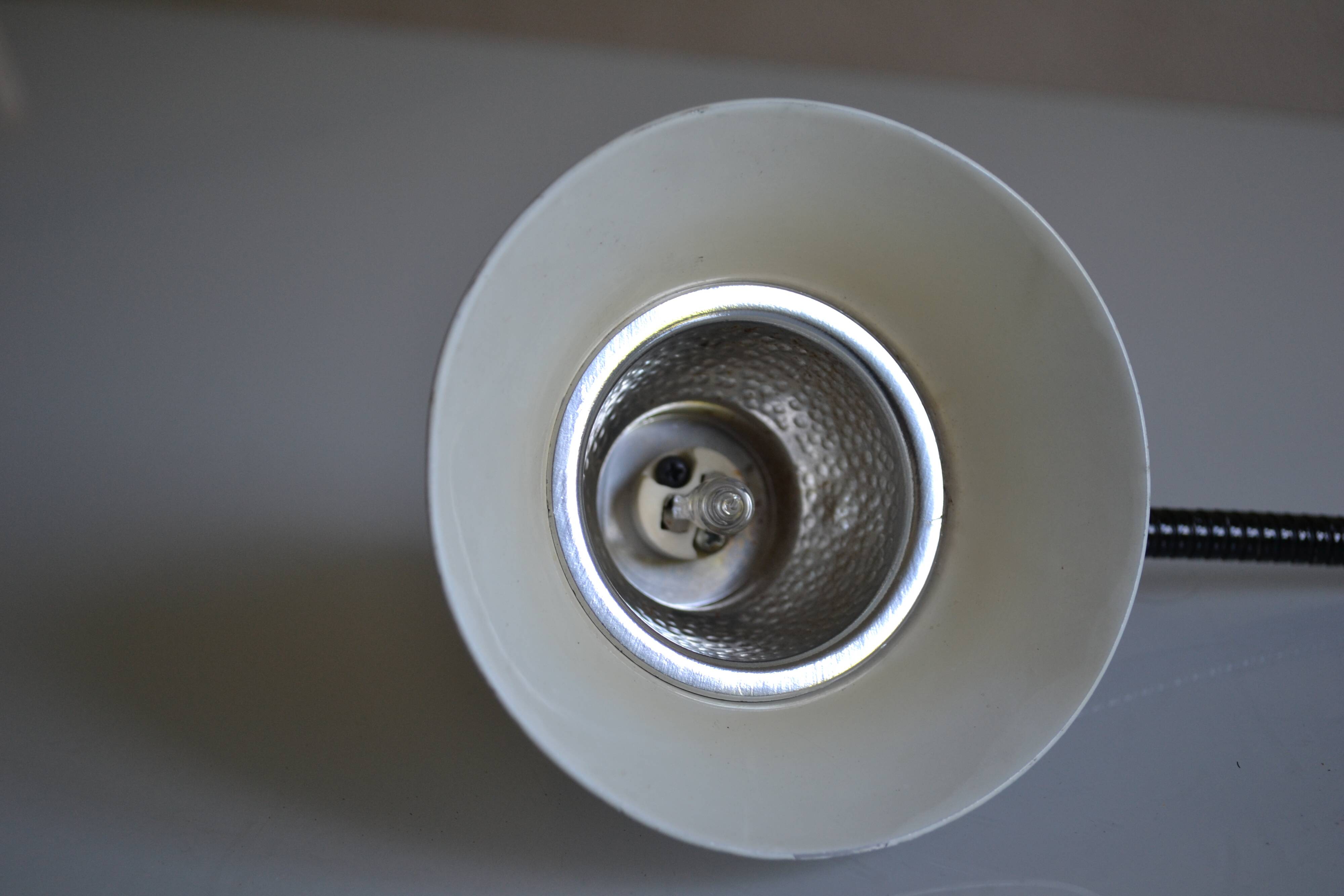 postmodern articulated lamp Italy 1980s 1980