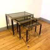 Nesting table