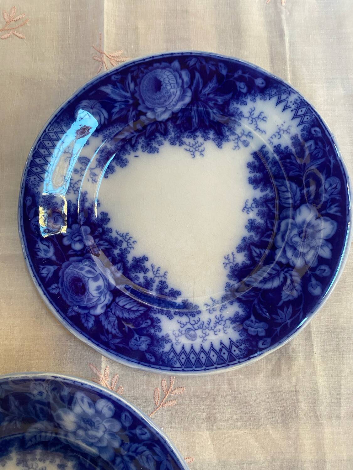 Lot de 2 assiettes à dessert UetC, Sarreguemines modèle Jardinière