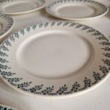 12 assiettes plates Choisy le Roi en terre de fer modèle 1212