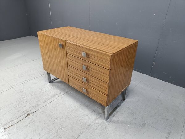 Meuble de rangement vintage par Meurop, années 60