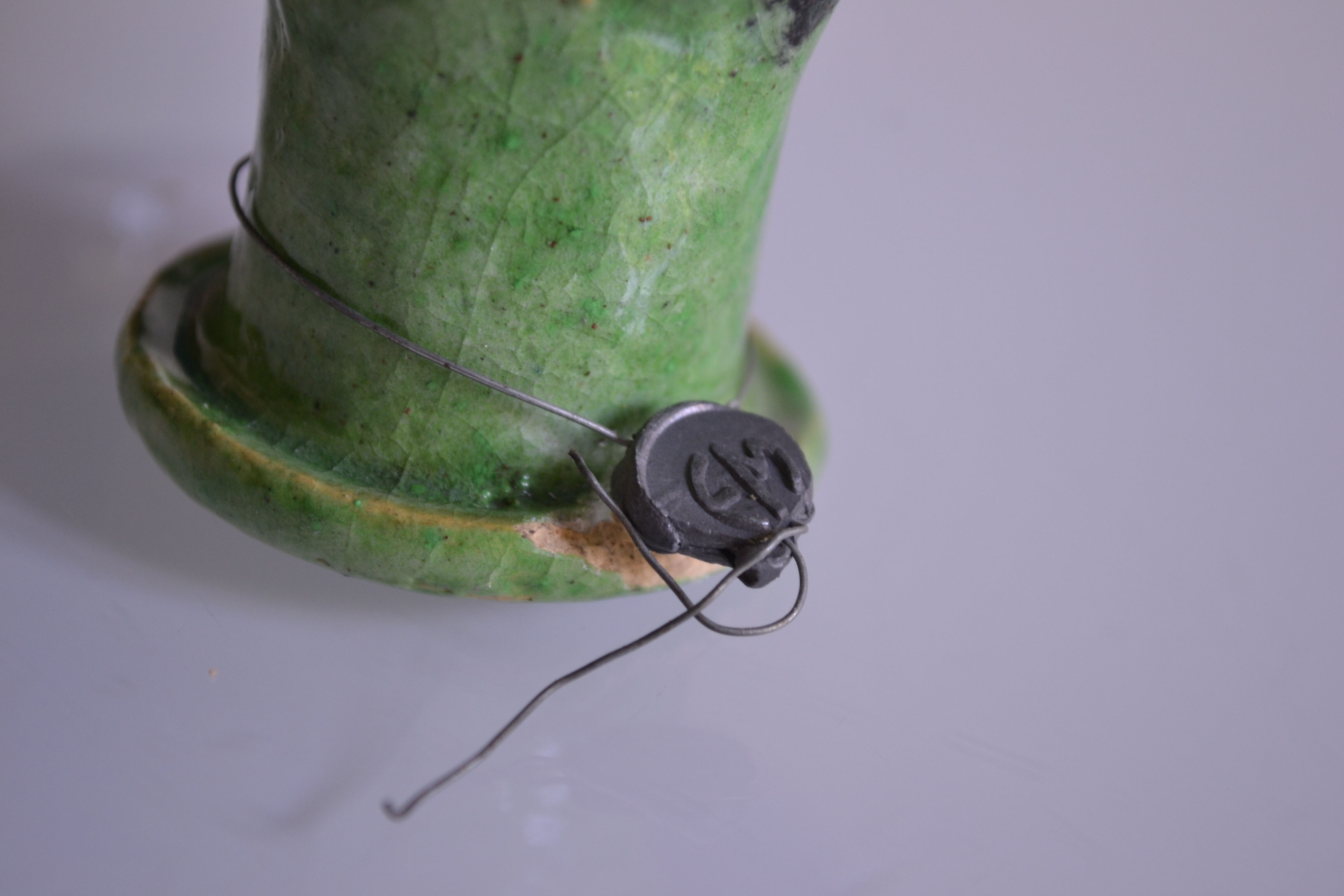 Vase in ceramic ottoman Iznik