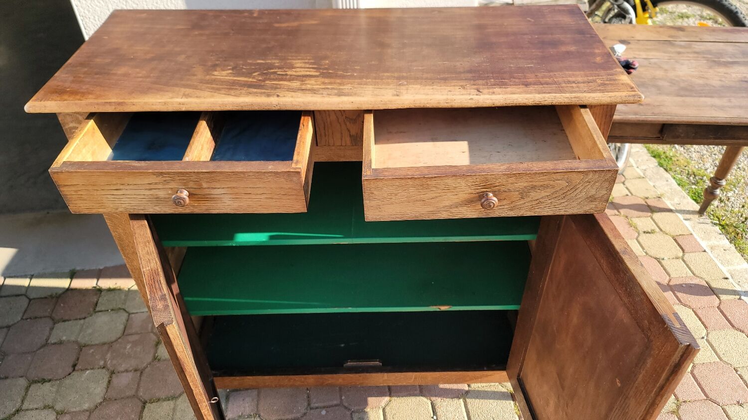 Buffet parisien vintage