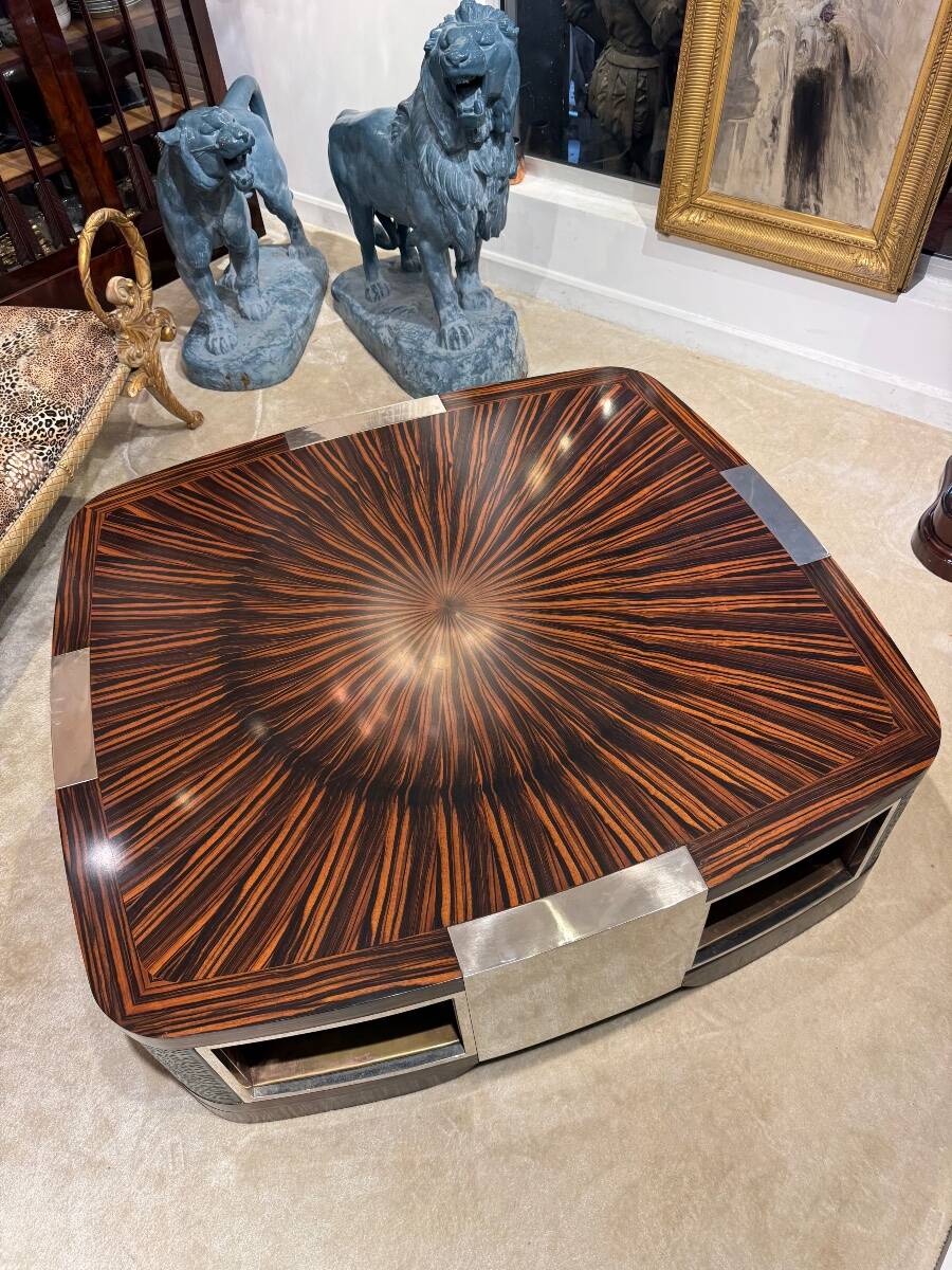 Table basse de style Art déco en ébène de Macassar, vers 1970