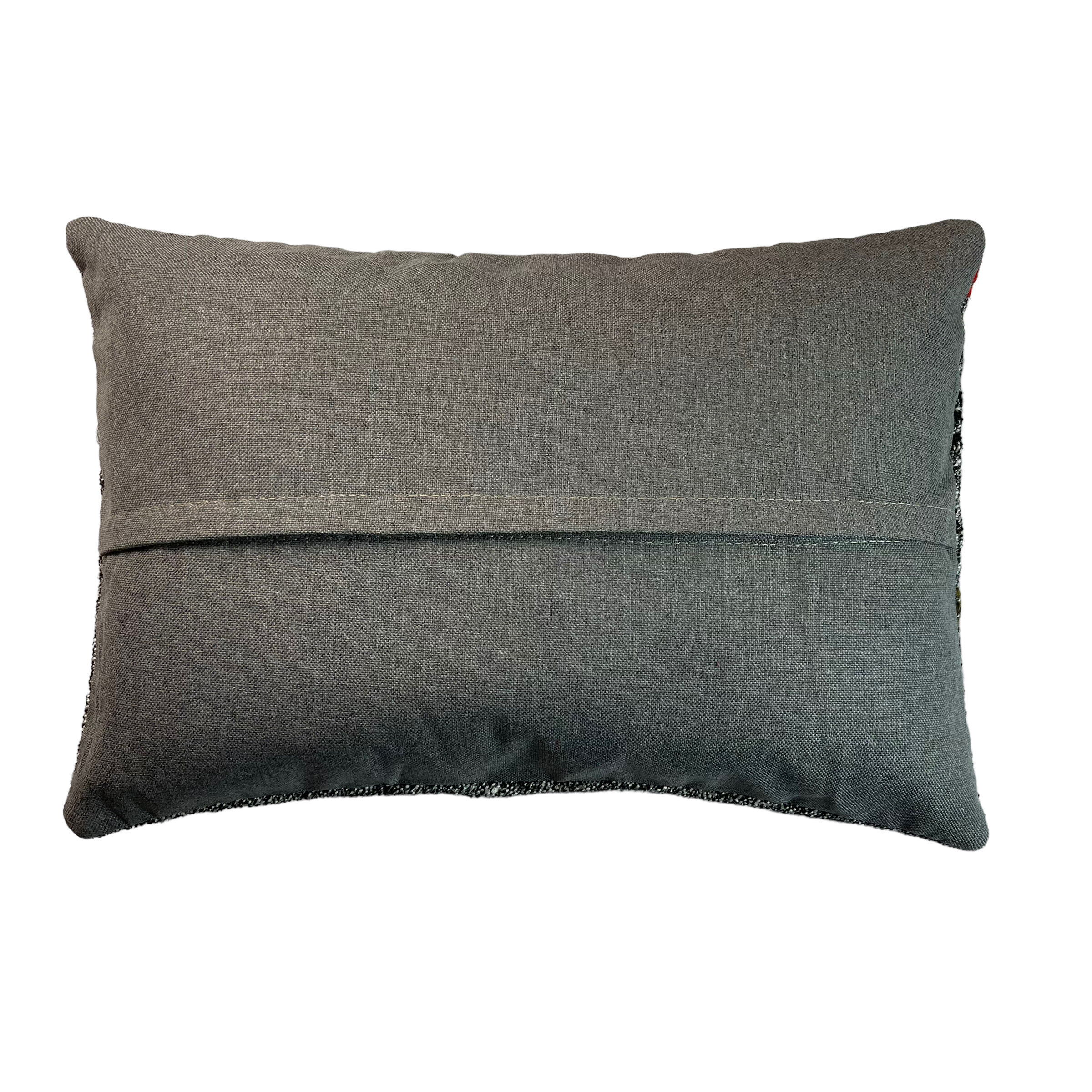 Vintage turkish handmade cushion cover , 40 x 60 cm