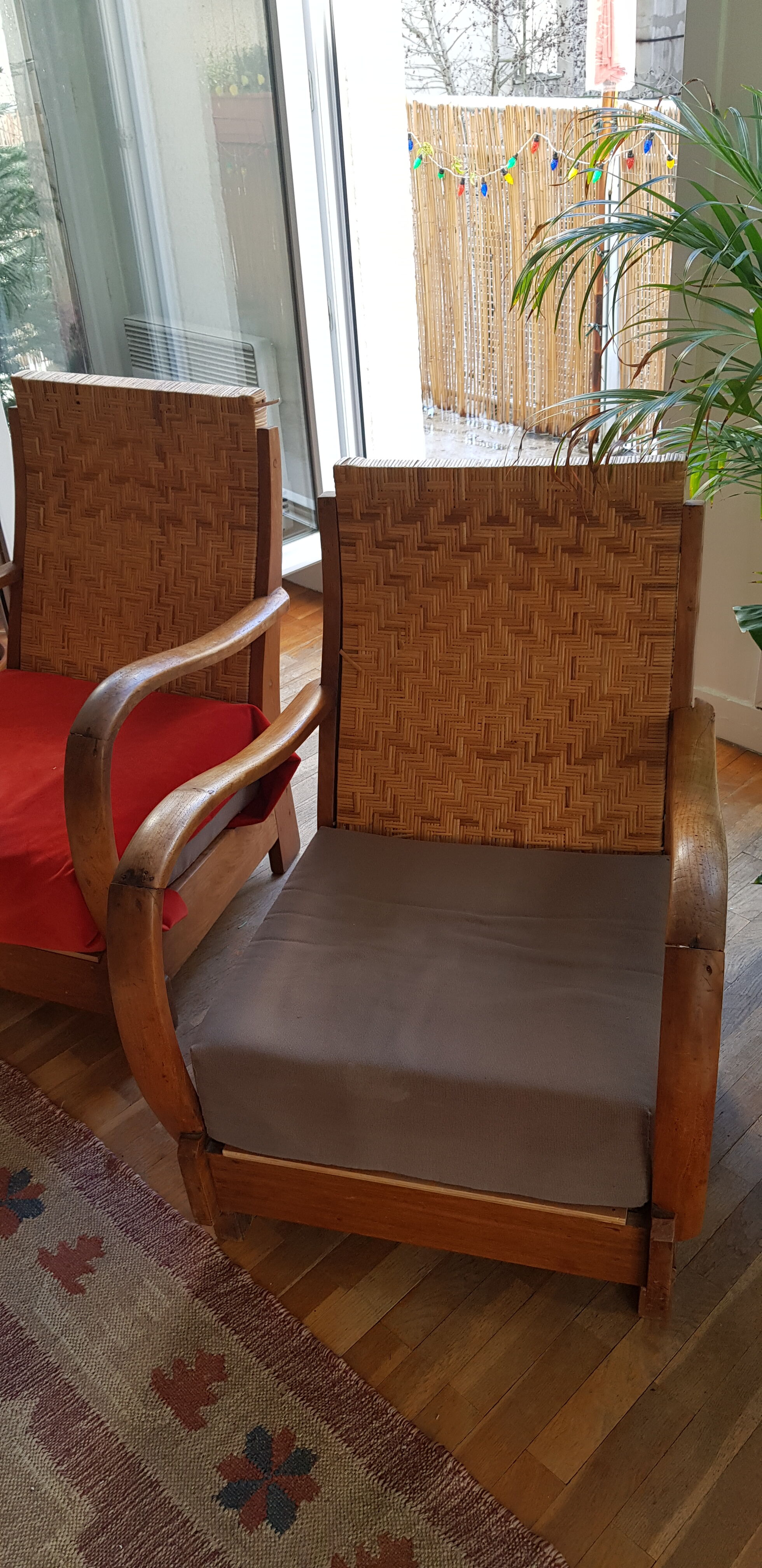 Fauteuil en teck et rotin style colonial indonésien
