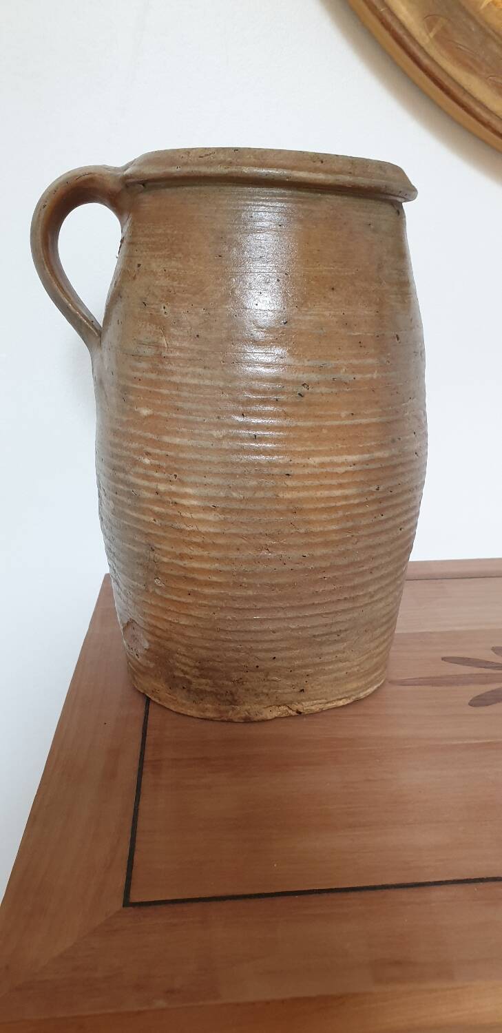 Old 25cm glazed stoneware pot