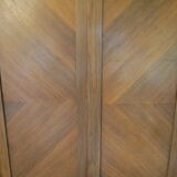 Walk-in wardrobe with sliding doors from the 1950s