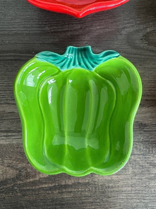 Bols vintage Made in Japan – céramique figurative légumes, esprit pop