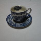 Assortment of 3 blue cups