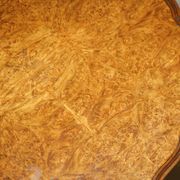 Table basse vintage Burr Walnut pivotante années 1940