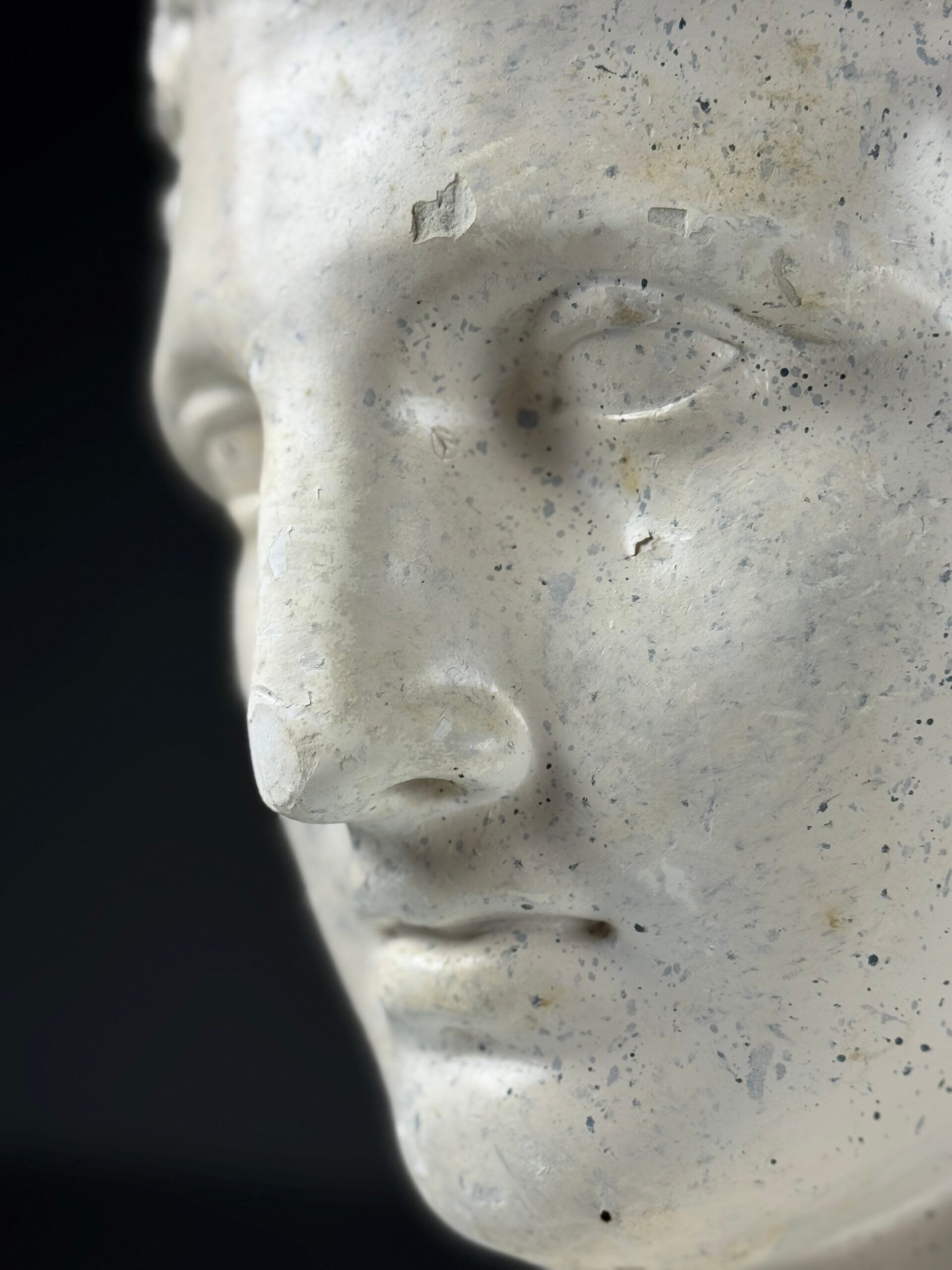 Sculpture de tête d'Hermès en plâtre