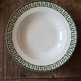Set of 12 green patterned soup plates, Badonviller earthenware