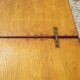 Extendable table with compass legs