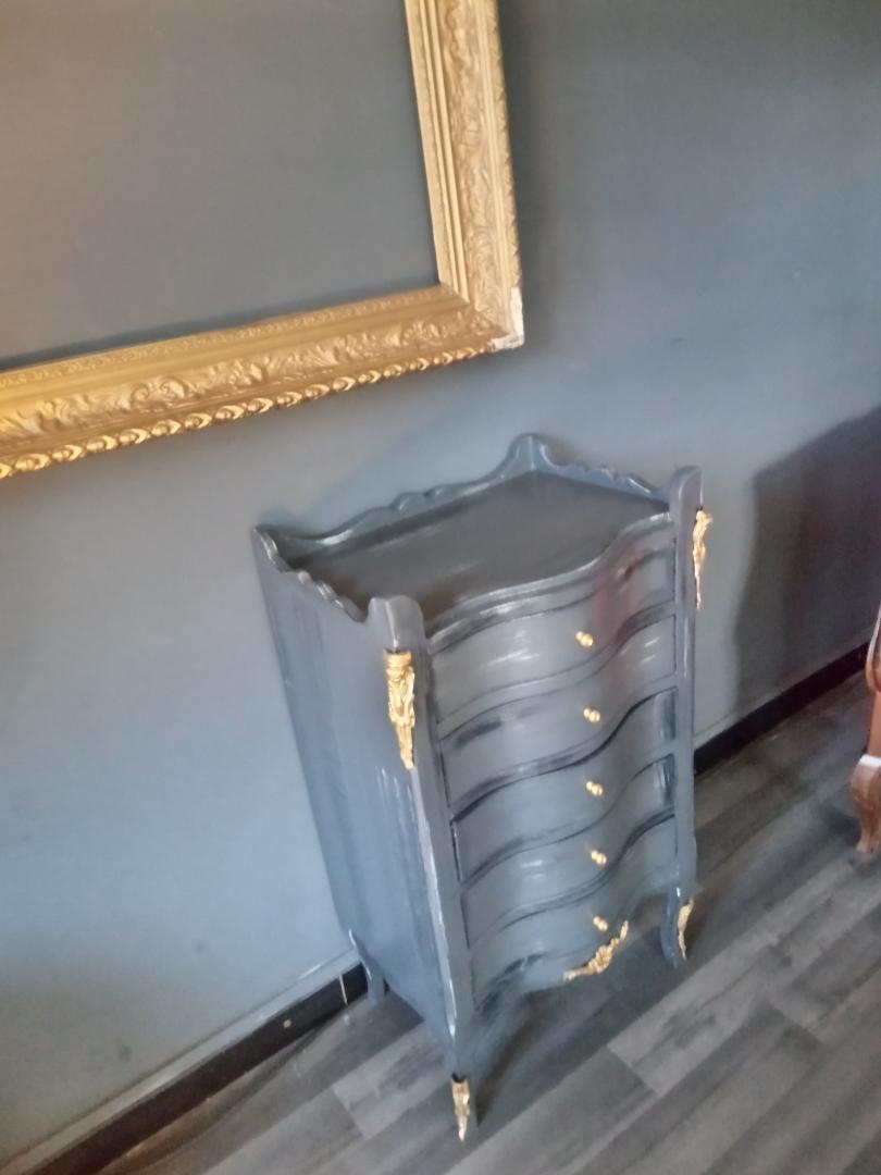 Small grey dresser patinated Louis XV style