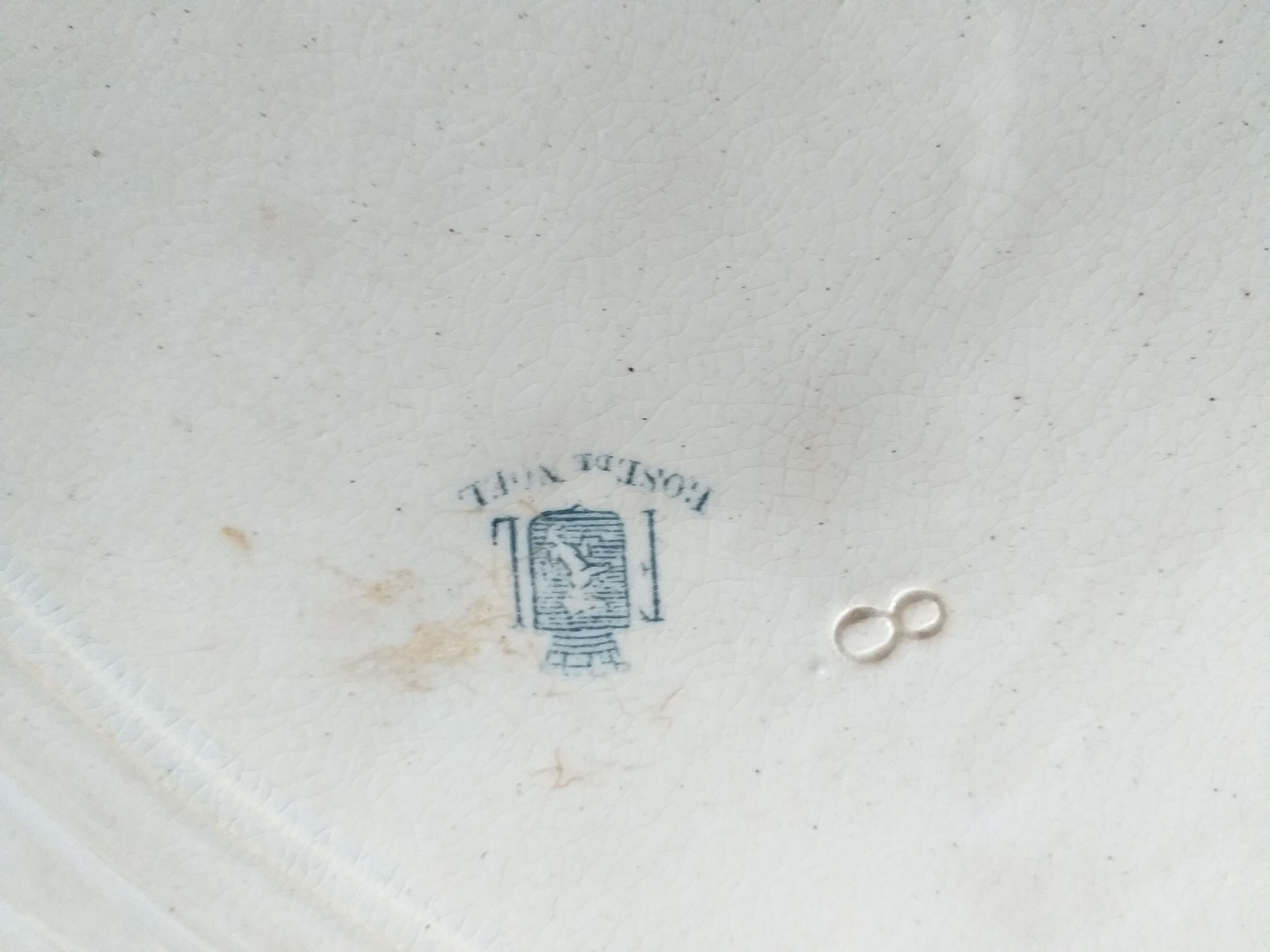 Old-size dishware Rose Faïencerie Lyonnaise