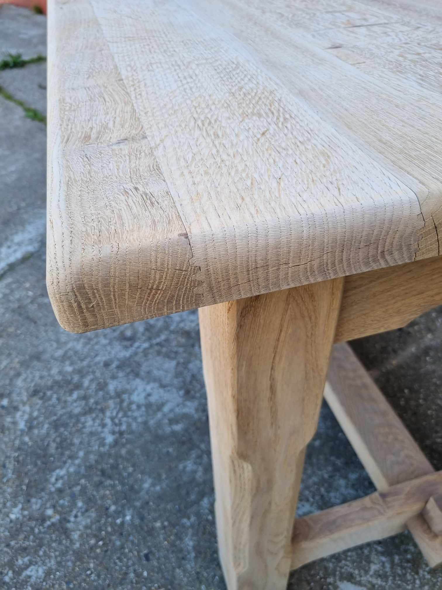 Farmhouse table