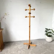 Modernist coat rack in solid pine, 1970s