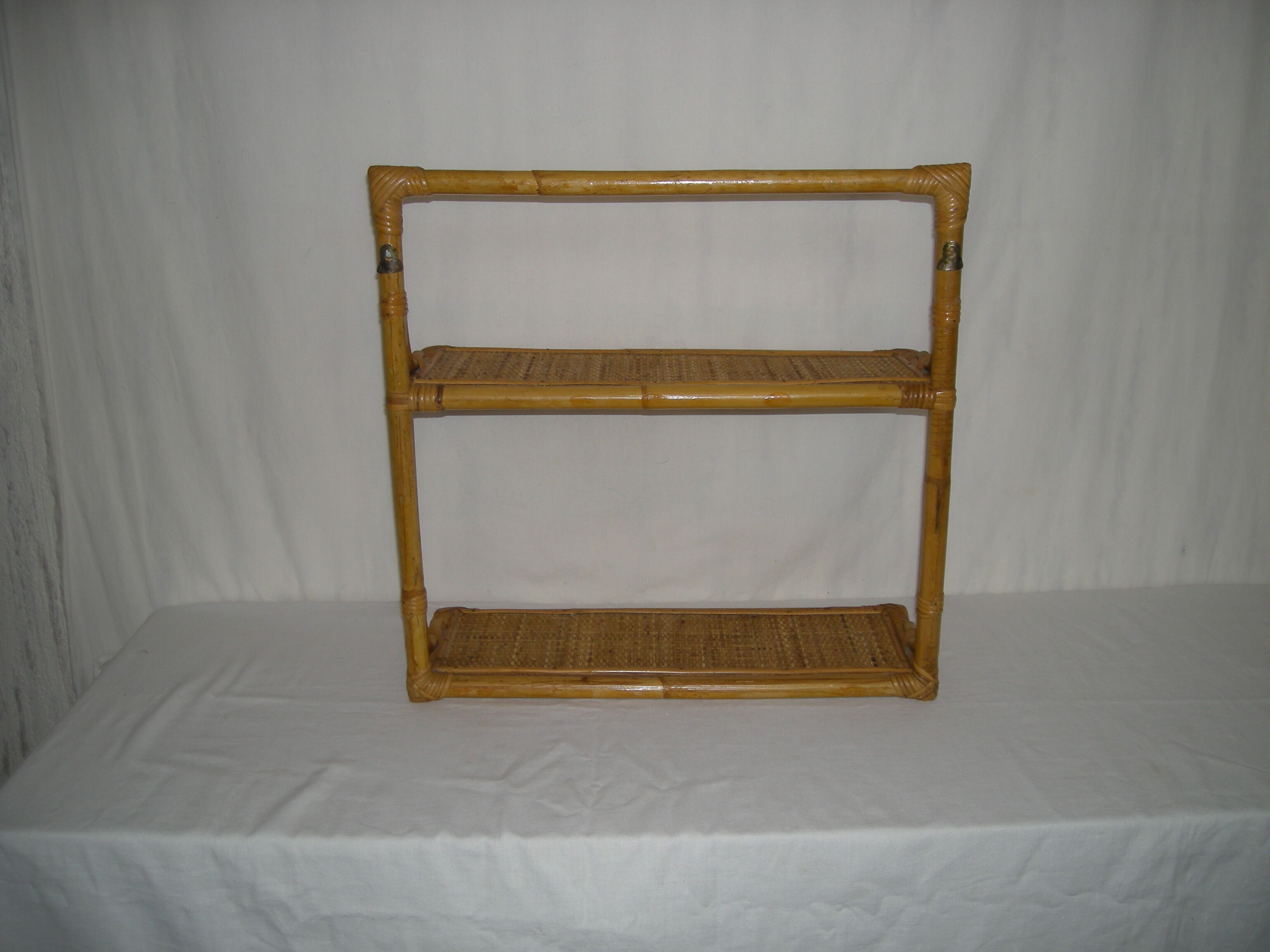 Rattan wall shelf - 60s bamboo