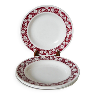 Set of 4 Saint Amand soup plates with burgundy flower outlines 1950