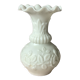 Vase en opaline blanche de Portieux Vallerysthal - Opaline de foire française