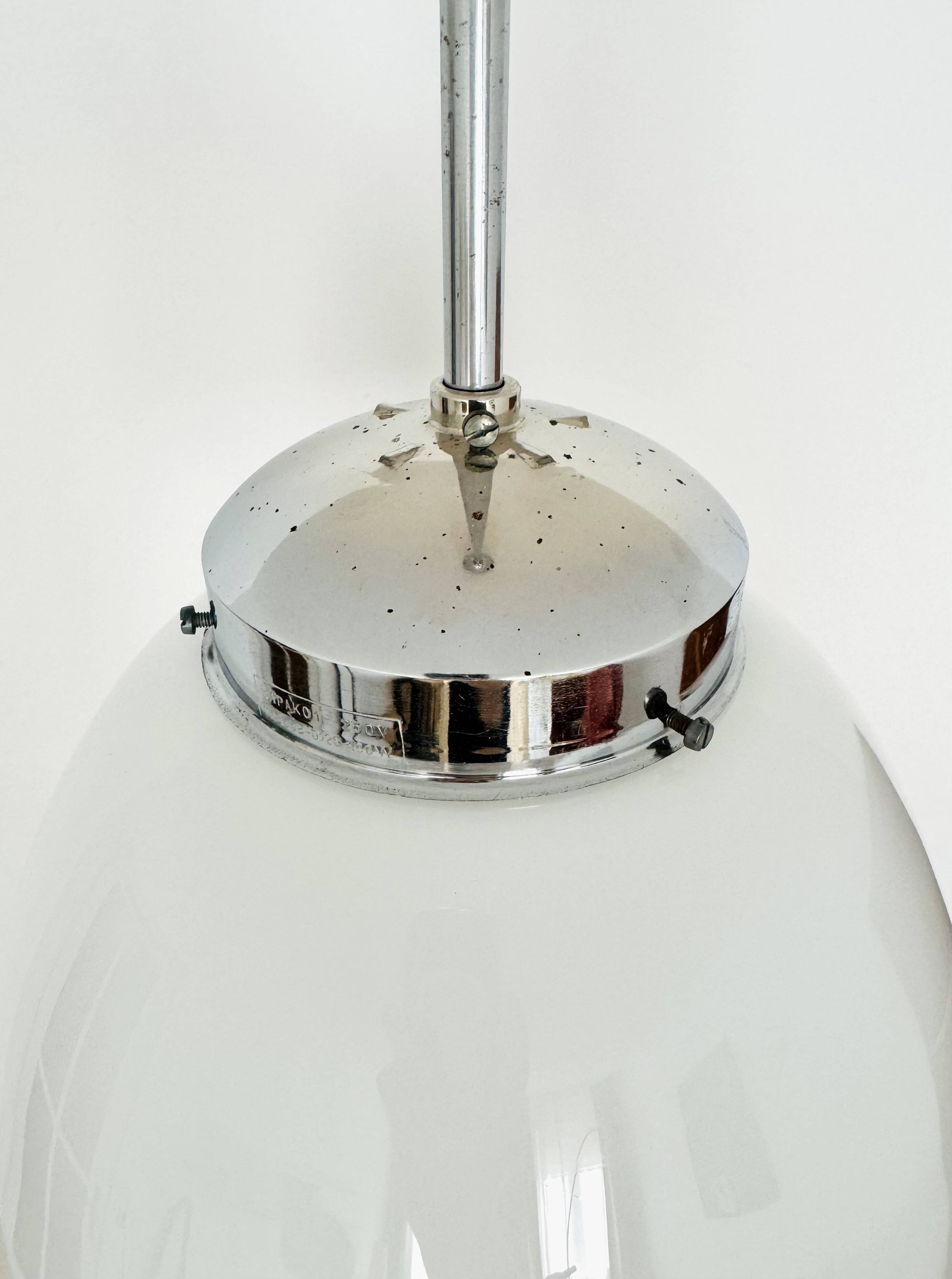 Suspension en verre opalin de Napako