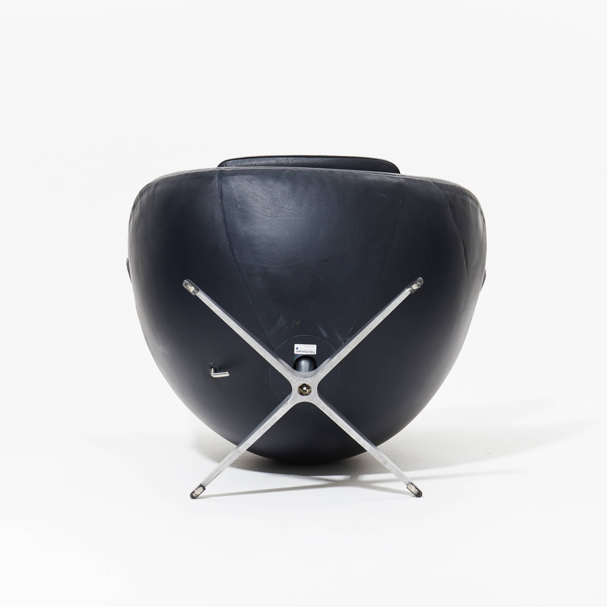 Egg Chair, Danish design, designer: Arne Jacobsen, manufacturer: Fritz Hansen