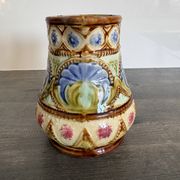 Ancien pichet barbotine Art Nouveau