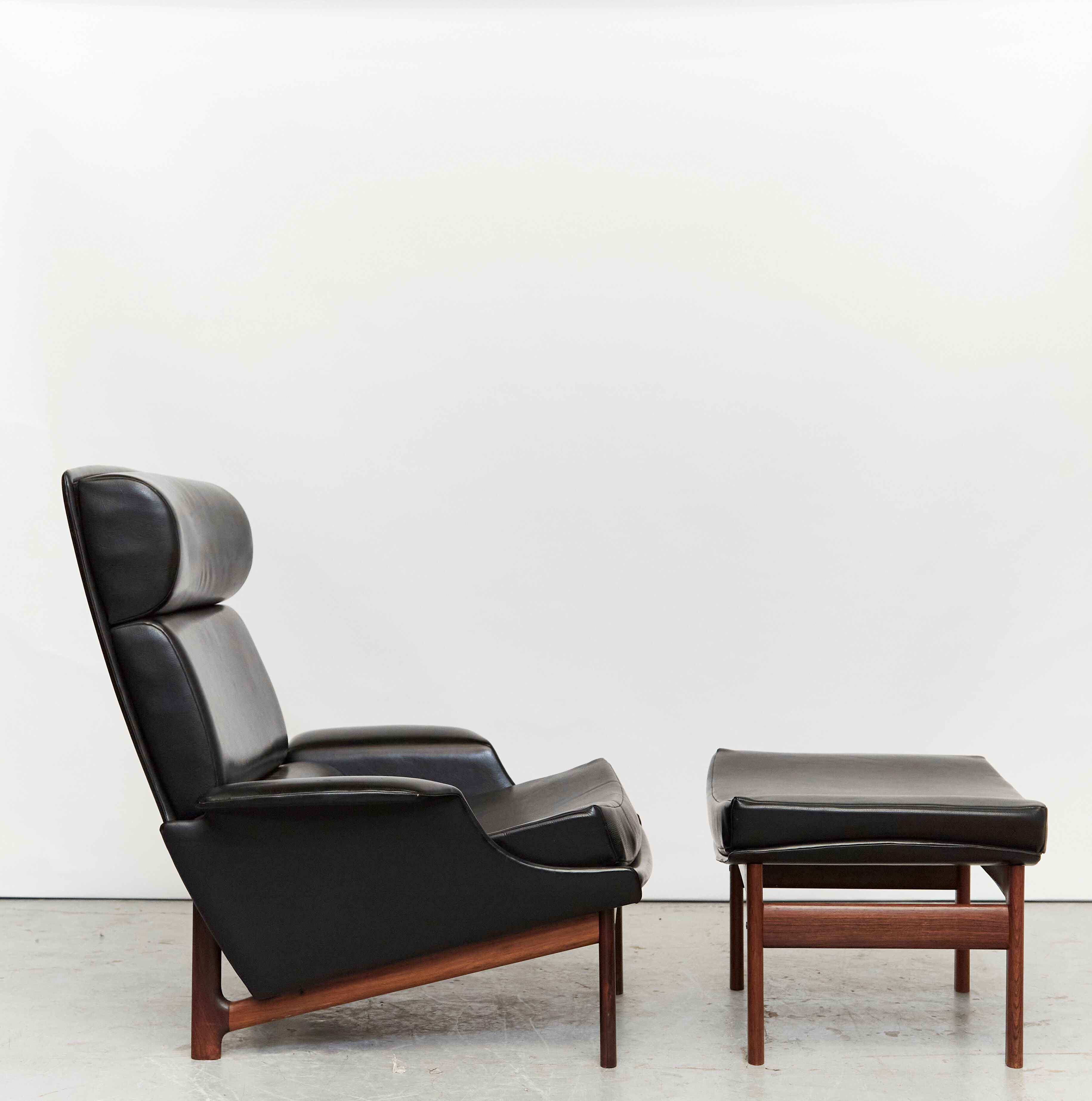Ib kofod larsen lounge chair & ottoman "Adam" for Mogens kold