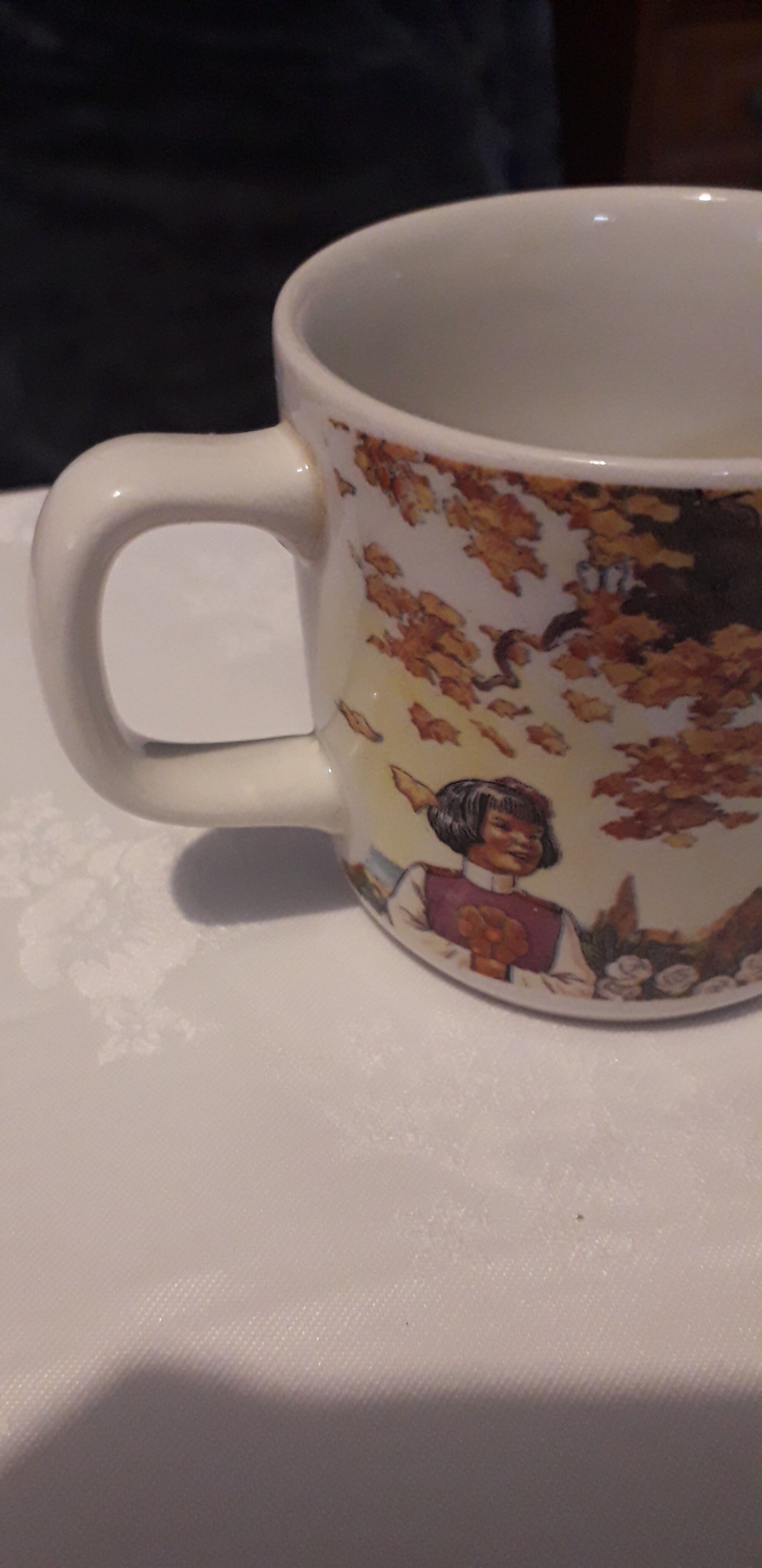 Children's breakfast set: a mug, a corn flakes bowl and a "Rupert Bear" plate from Wedgwood