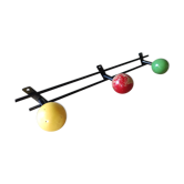 Vestiaire porte manteau acier pateres boules bois