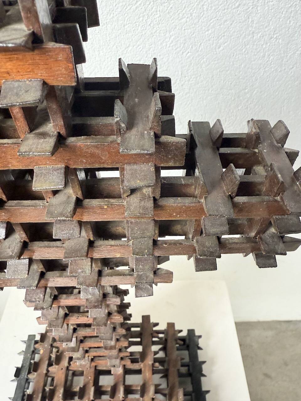 Crucifix sculpture Tramp Art 1900