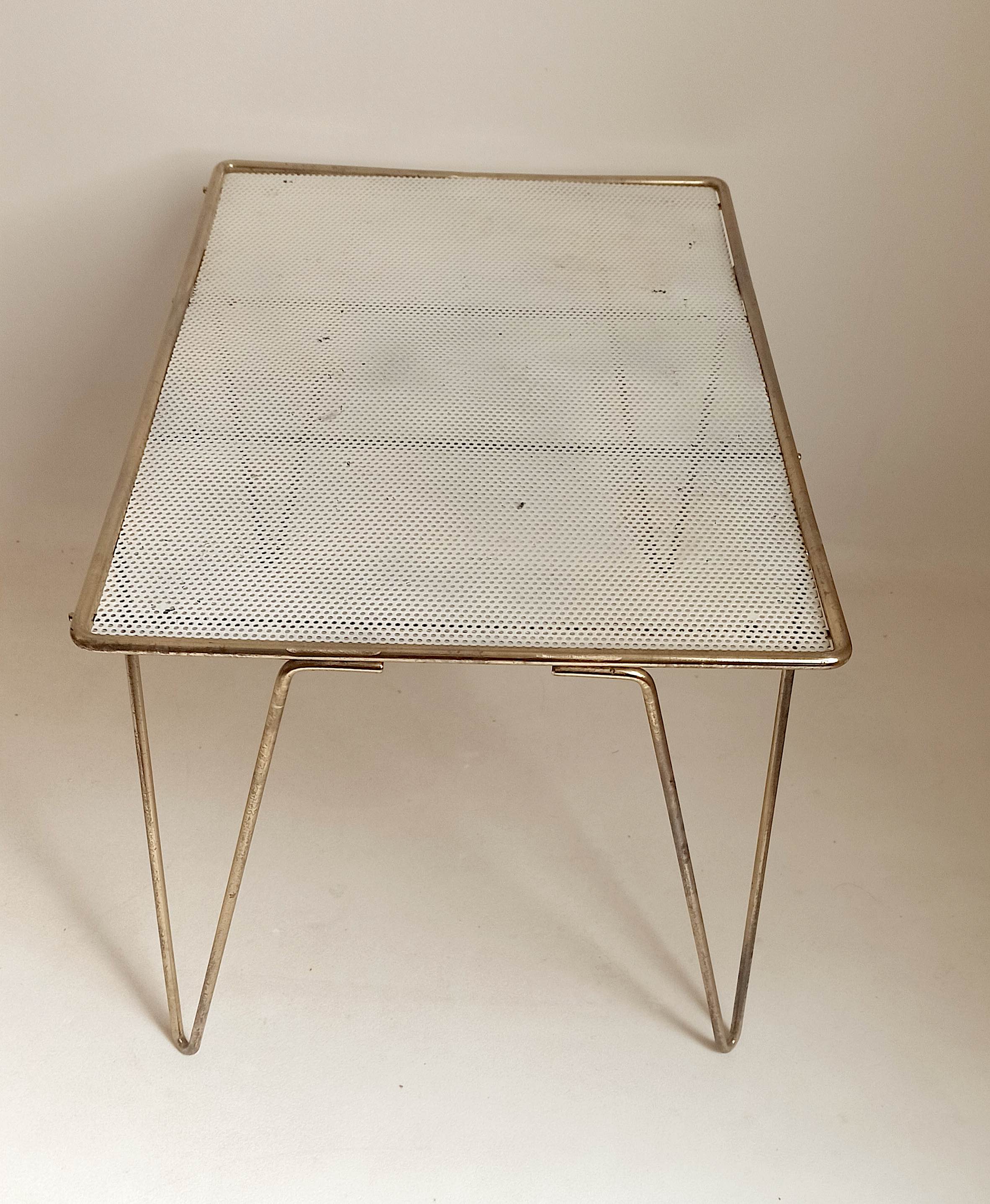 Coffee table gilded metal and white rigidule top 50