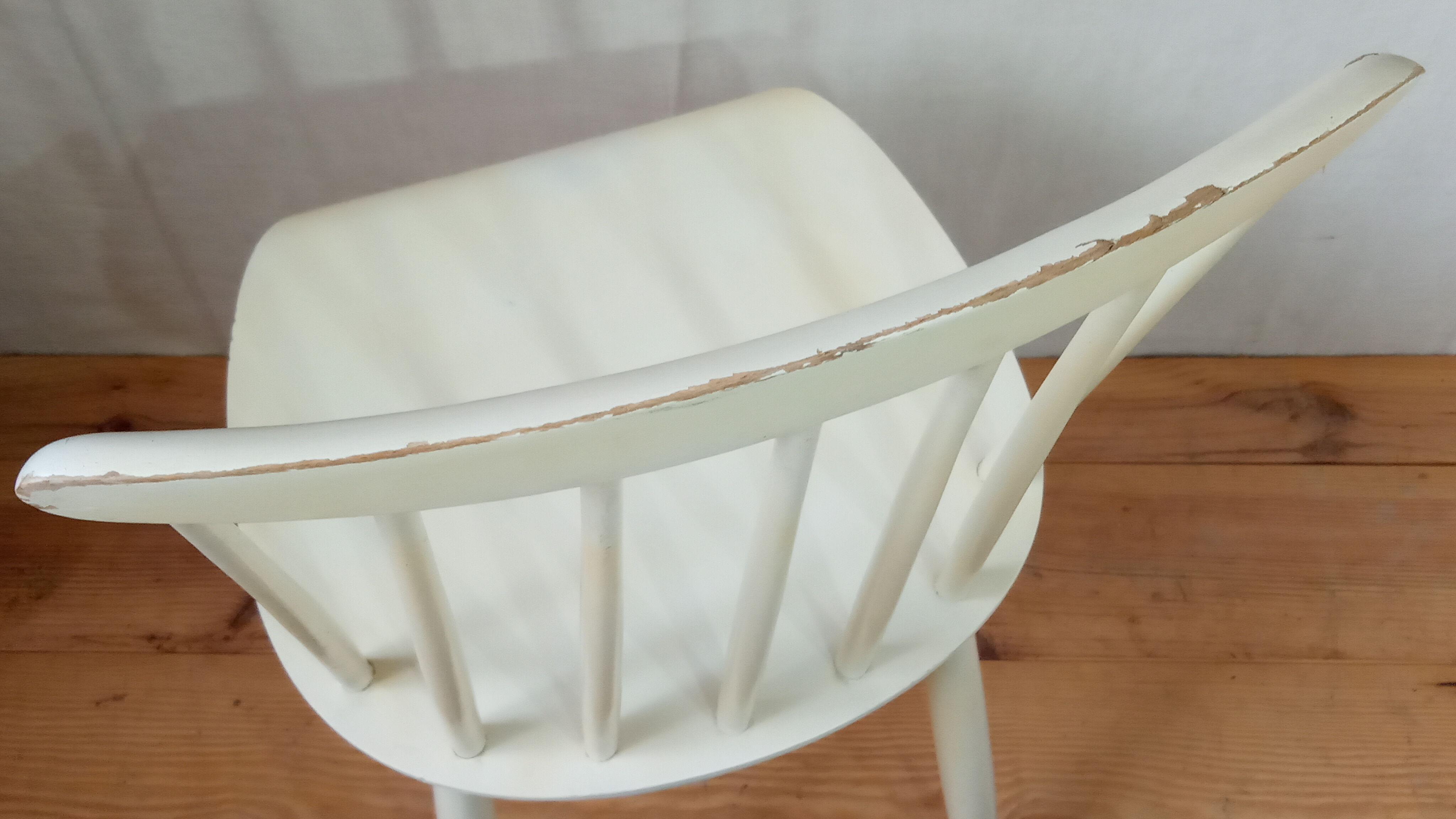 Fanett Chair by Ilmari Tapiovaara