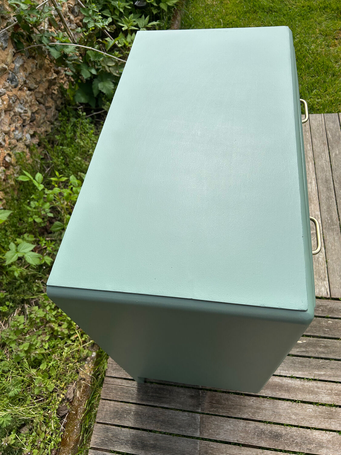 Vintage 1960s cedar green chest of drawers with 4 drawers.