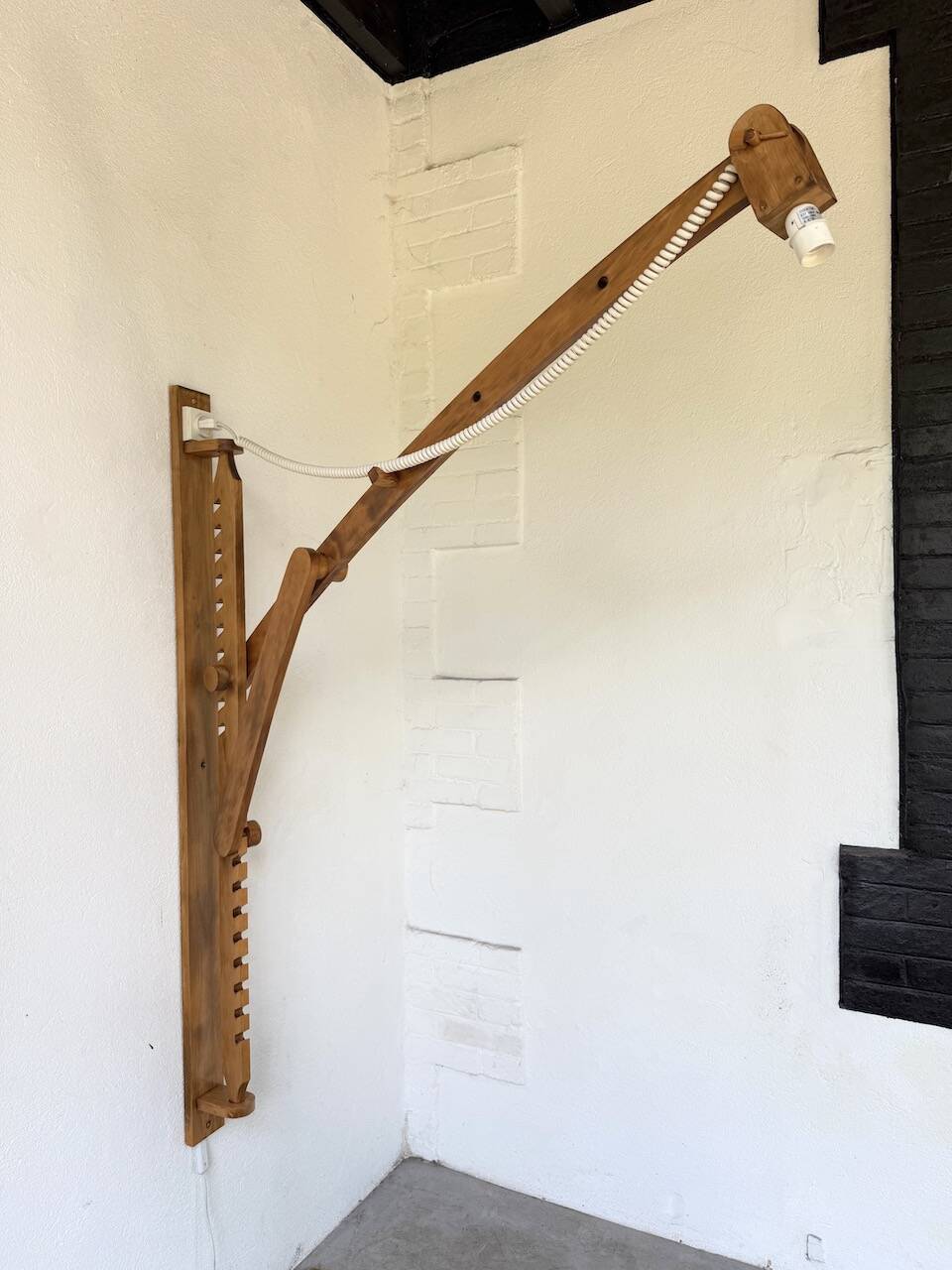 Mountain furniture gallows France pine