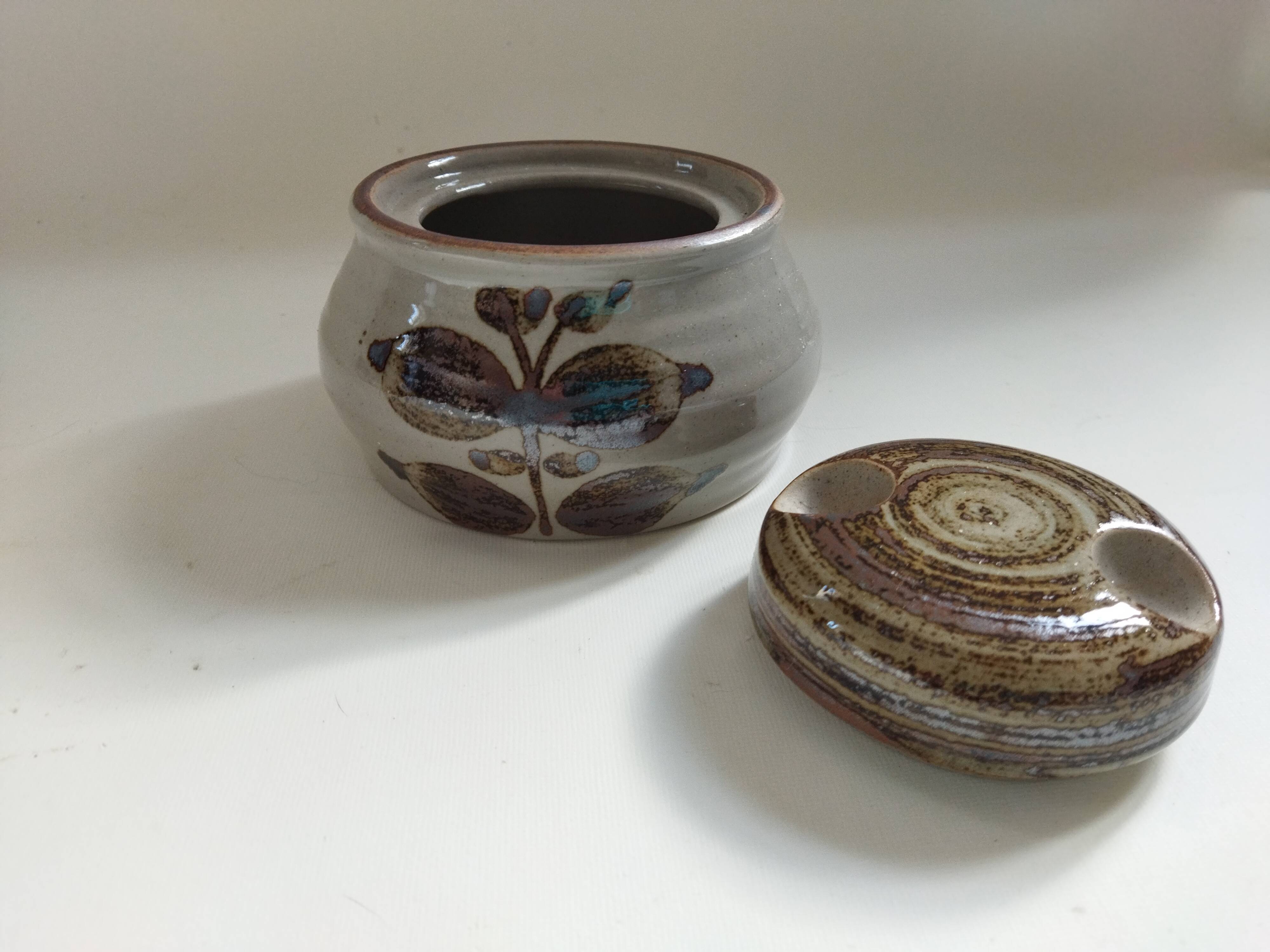 Arnon sandstone sugar bowl