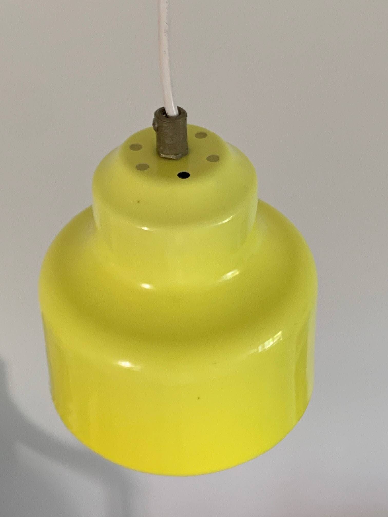 Yellow suspension - 70s suede