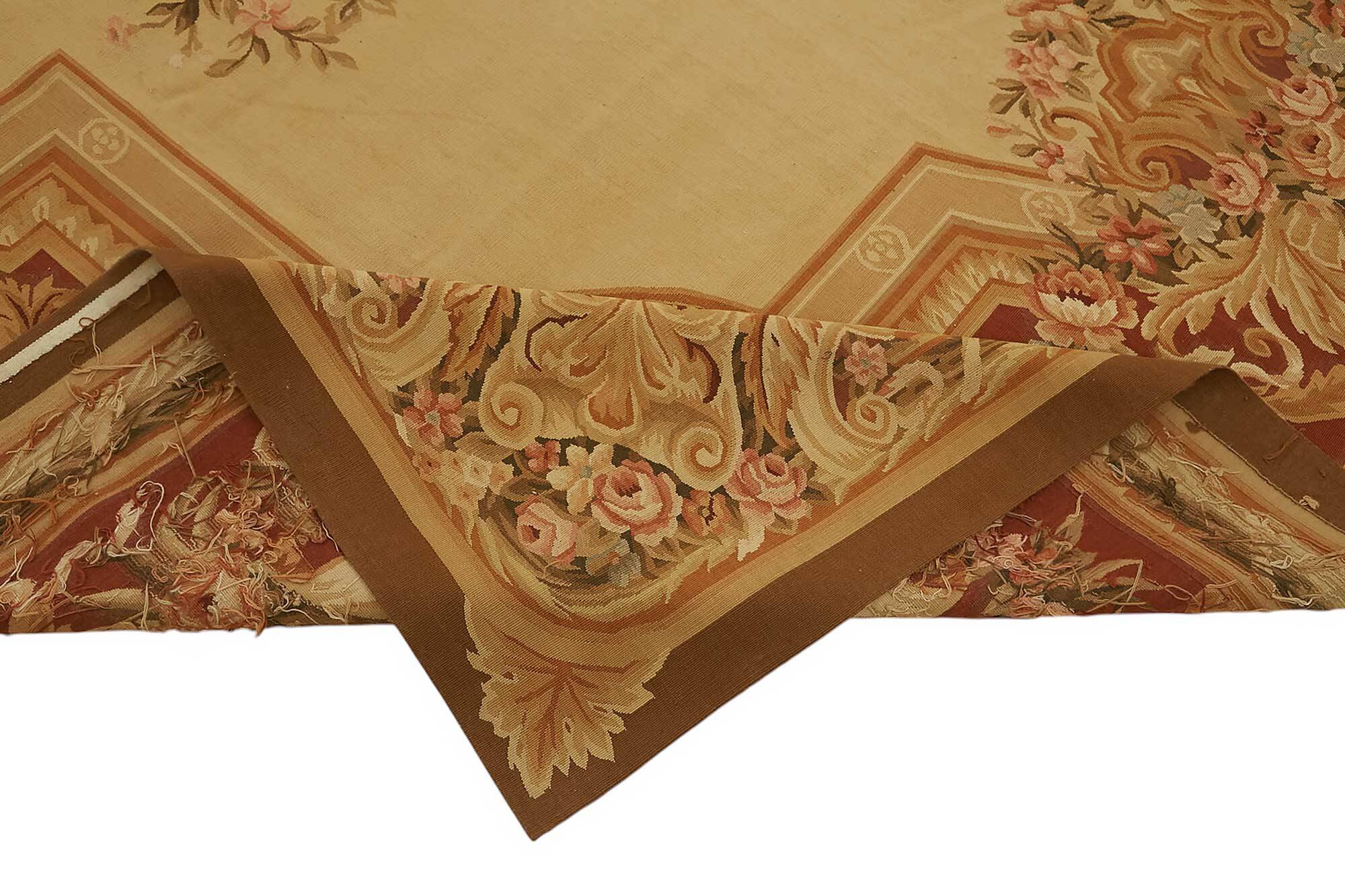 Handmade European Vintage Aubusson Kilim 300 cm x 428 cm