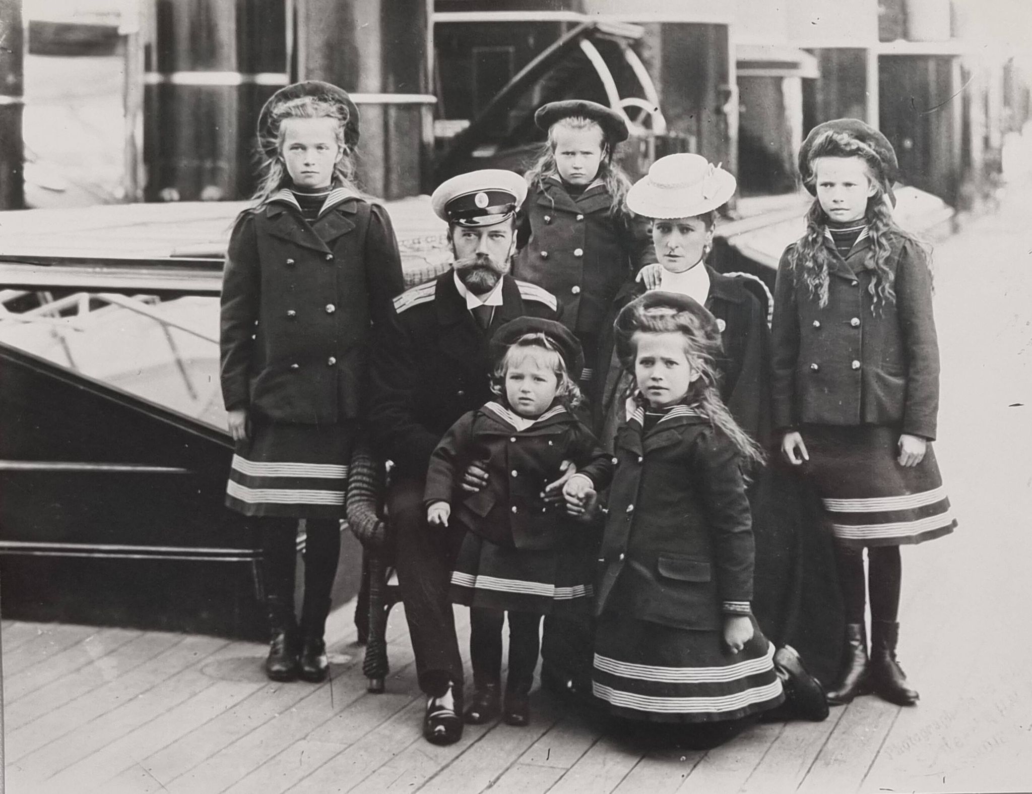 Photograph after Albert Harlingue, reprinted by Roger-Viollet, 23 x 18 cm