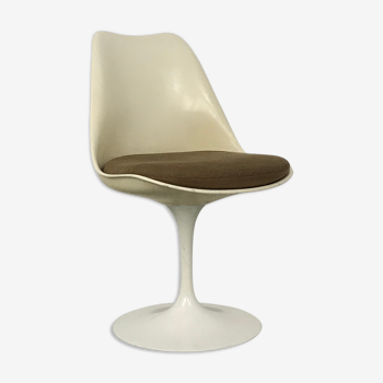 Tulip chair Eero Saarinen for Knoll