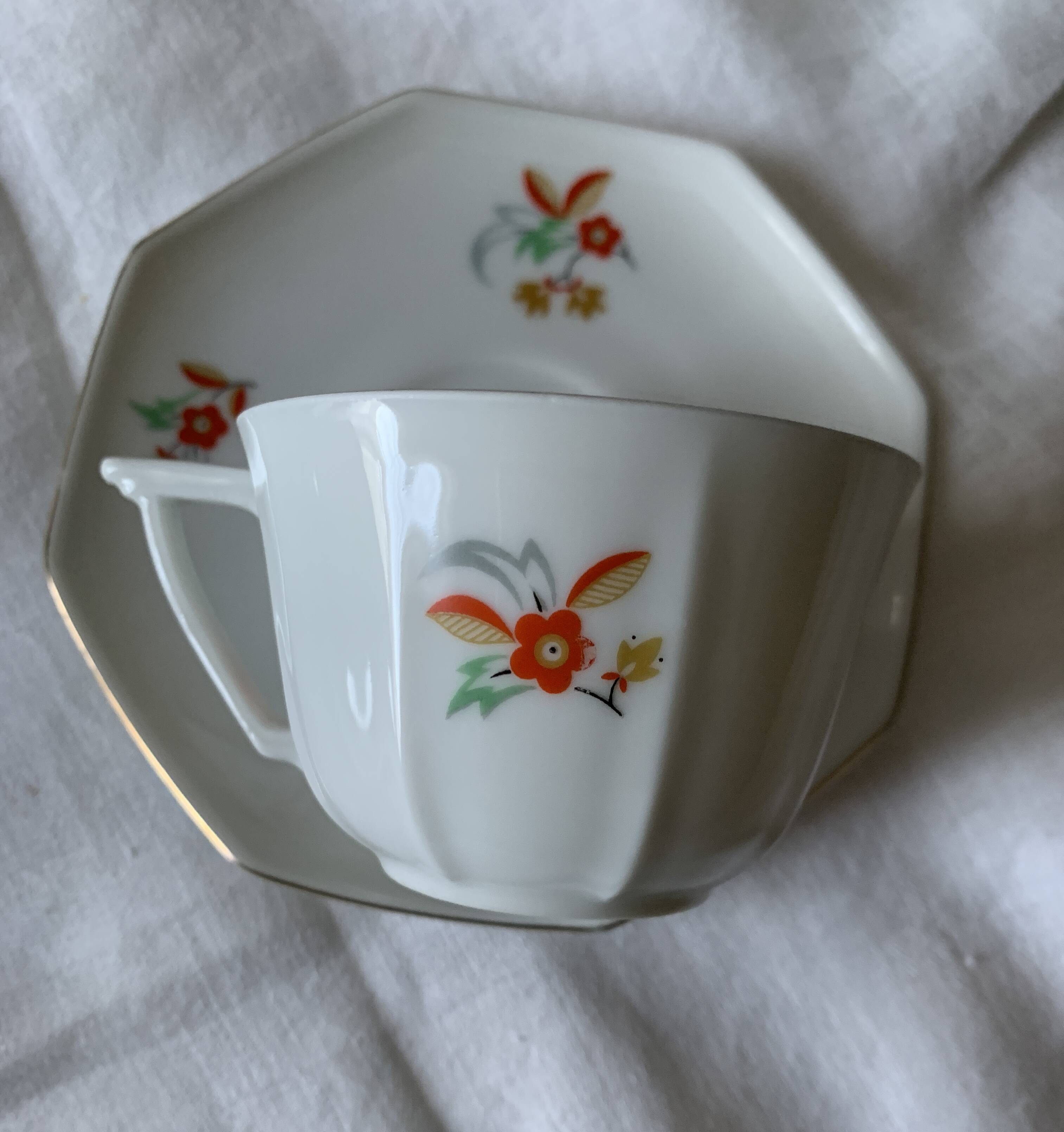 Epiag DF porcelain coffee service