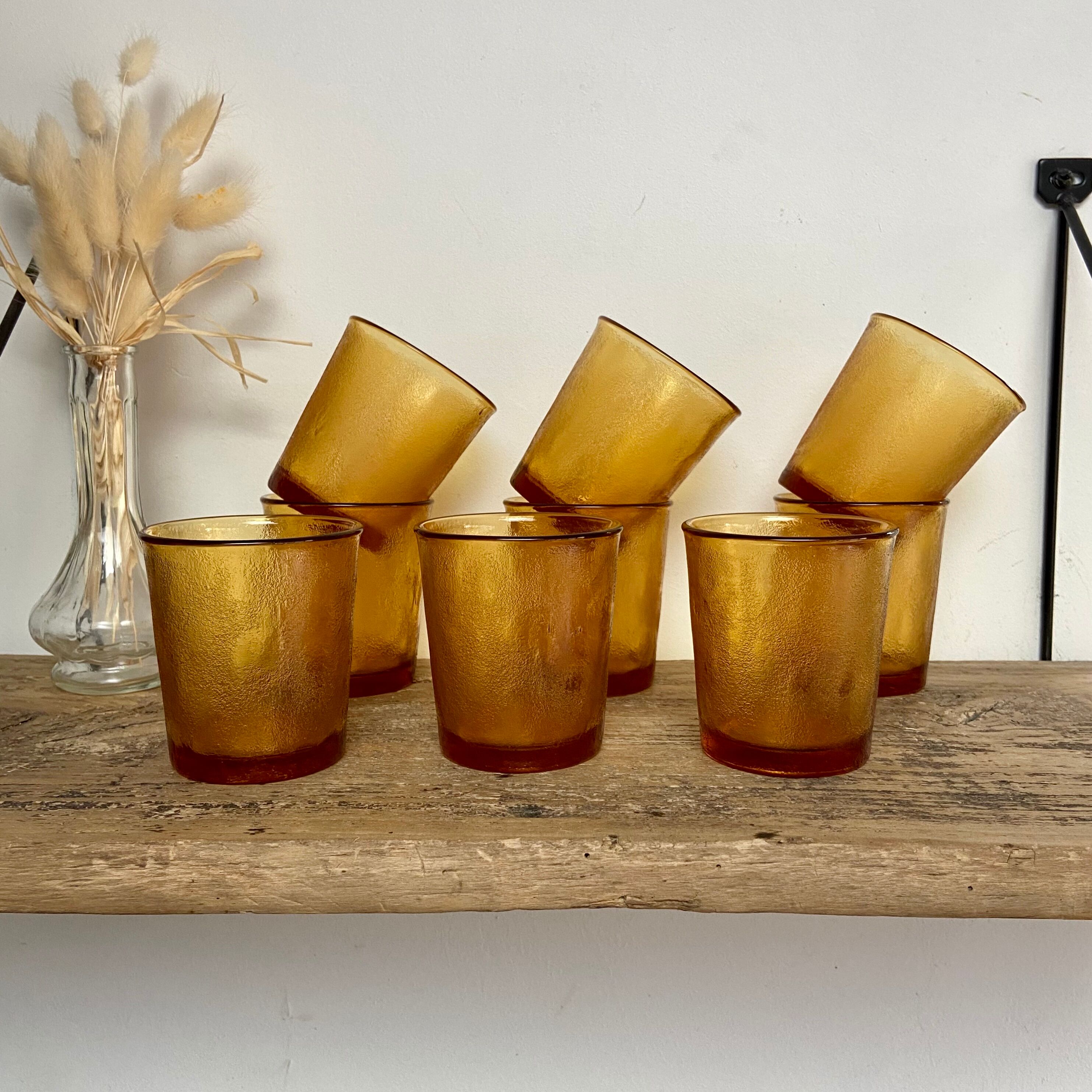 6 vintage Arcoroc Sierra textured amber glasses
