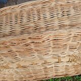 Wicker pastry basket